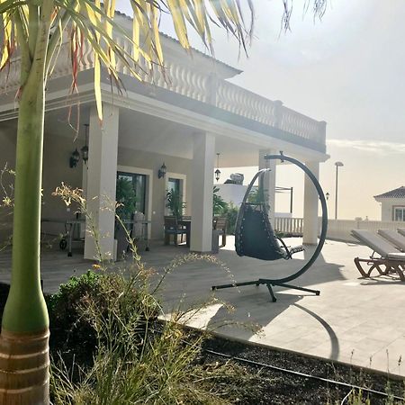 Villa Vista Bella Costa Adeje In Ruhiger Villengegend Mit Meerblick Bagian luar foto