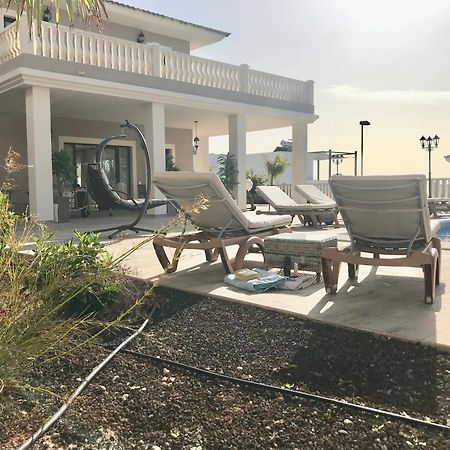 Villa Vista Bella Costa Adeje In Ruhiger Villengegend Mit Meerblick Bagian luar foto