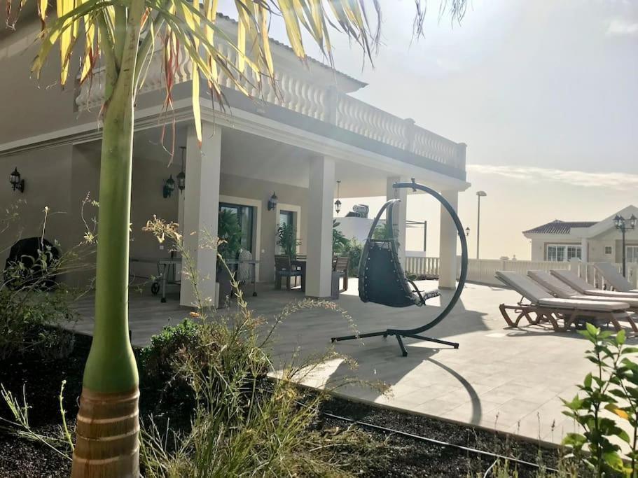 Villa Vista Bella Costa Adeje In Ruhiger Villengegend Mit Meerblick Bagian luar foto
