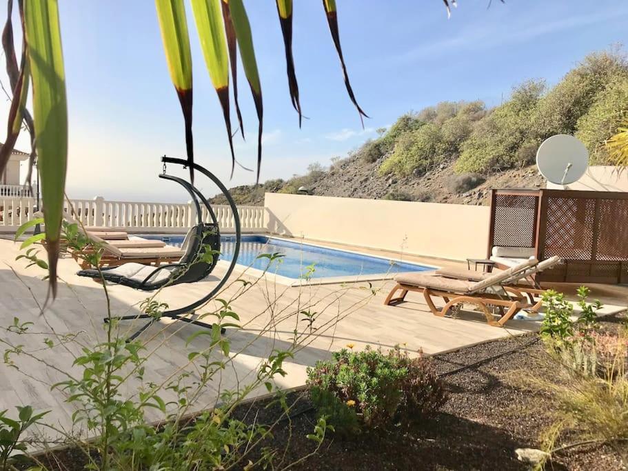 Villa Vista Bella Costa Adeje In Ruhiger Villengegend Mit Meerblick Bagian luar foto