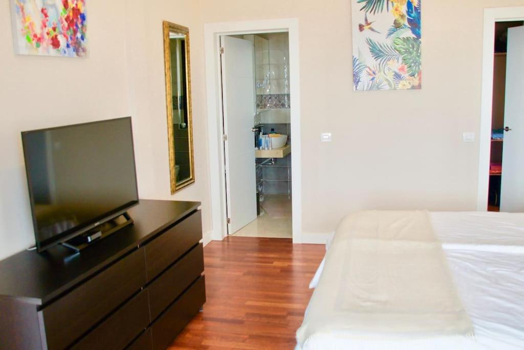 Villa Vista Bella Costa Adeje In Ruhiger Villengegend Mit Meerblick Bagian luar foto