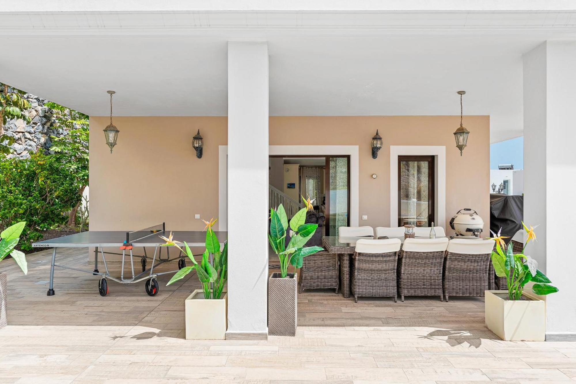 Villa Vista Bella Costa Adeje In Ruhiger Villengegend Mit Meerblick Bagian luar foto