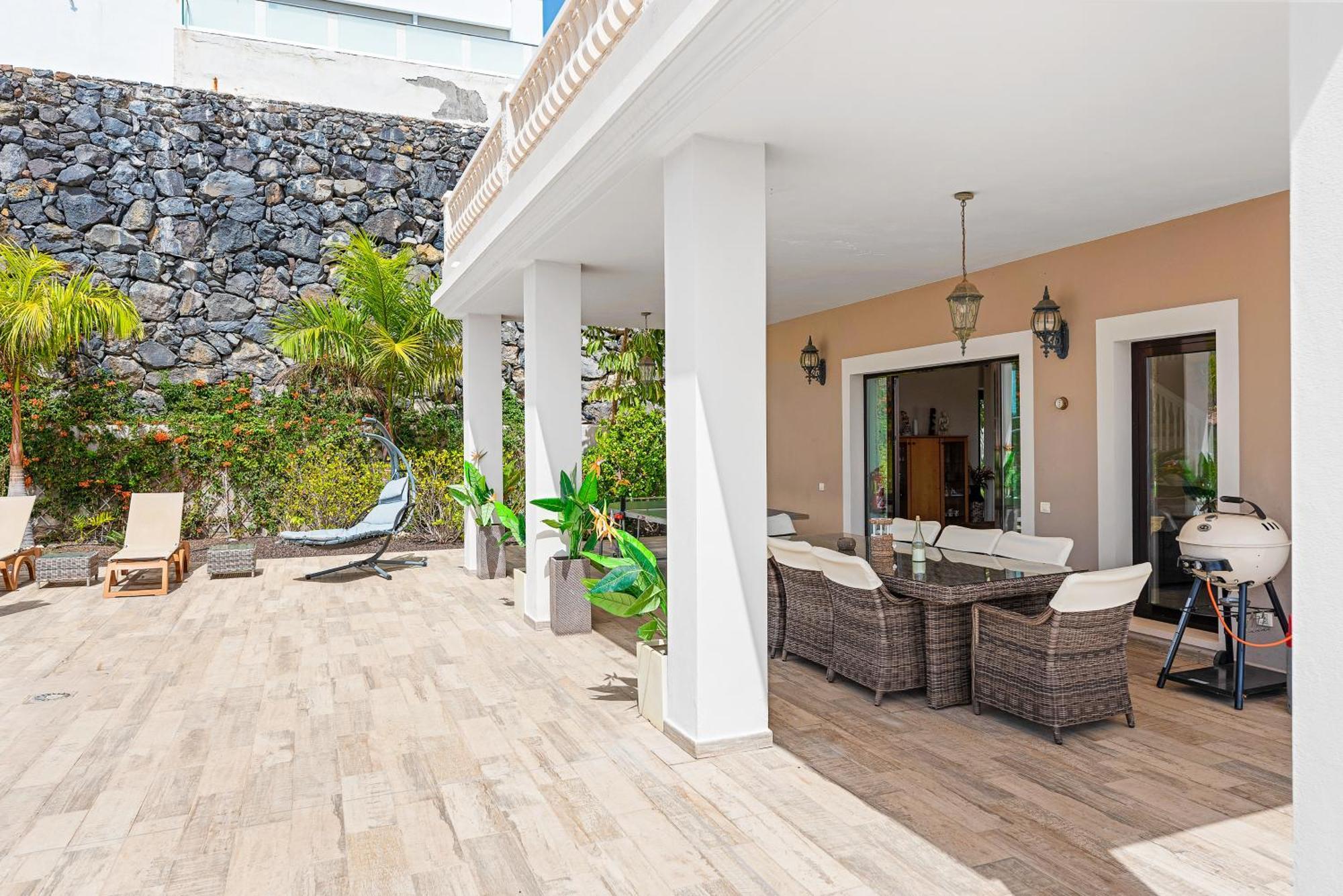 Villa Vista Bella Costa Adeje In Ruhiger Villengegend Mit Meerblick Bagian luar foto