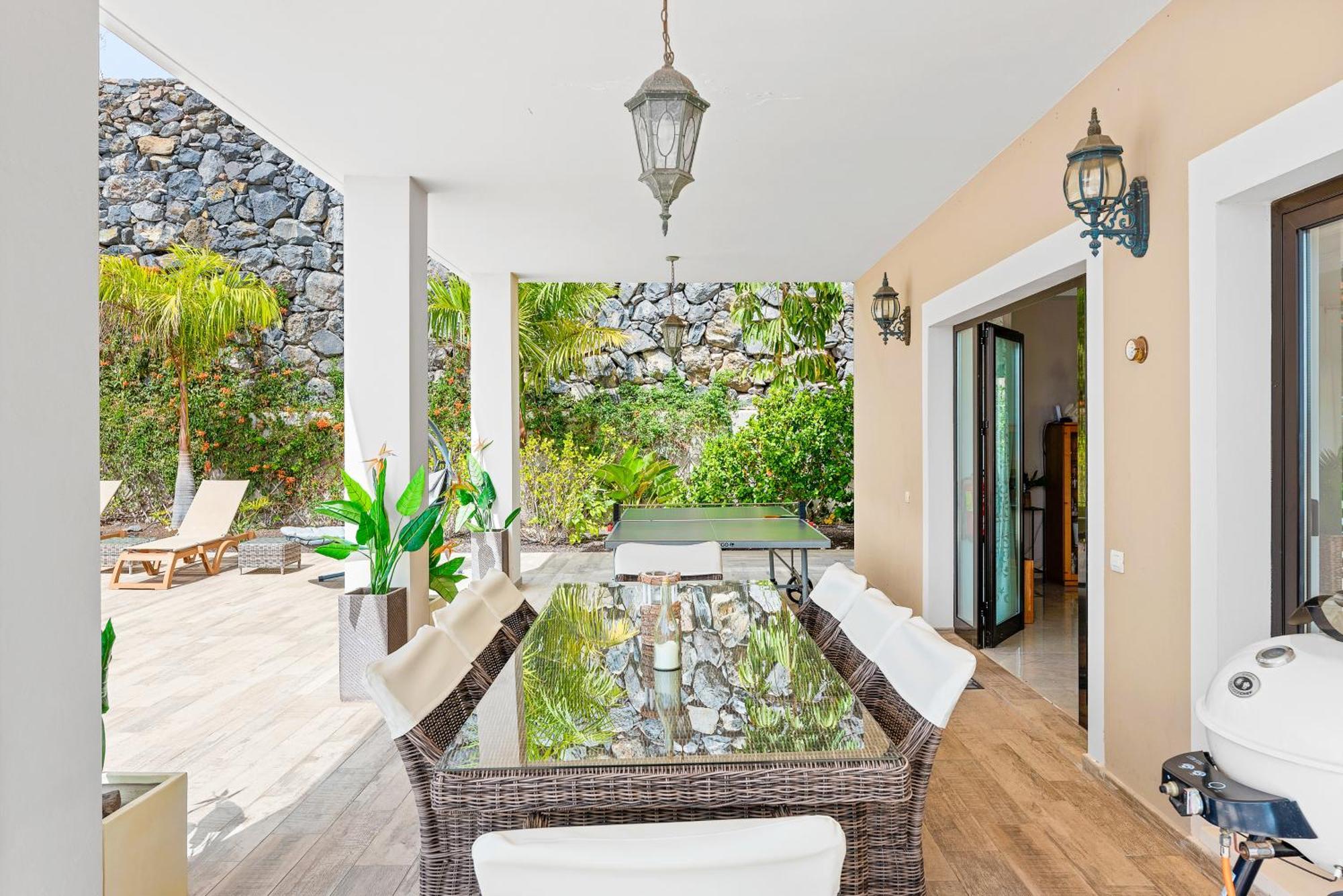 Villa Vista Bella Costa Adeje In Ruhiger Villengegend Mit Meerblick Bagian luar foto